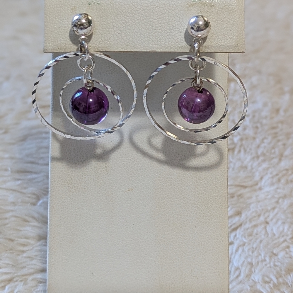 Vintage Sillvertone and Purple Bead Intertwined Hoop Pierced Earrings - Picture 2 of 6